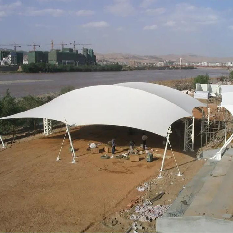 和布克赛尔膜结构汽车棚